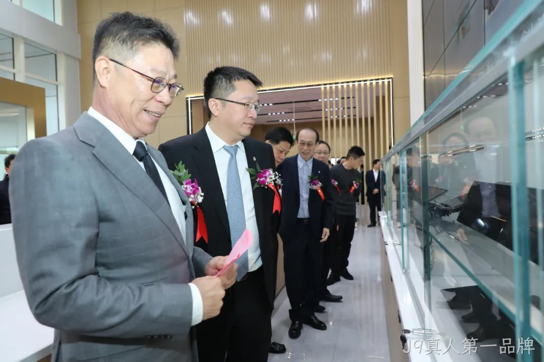 参观.jpg